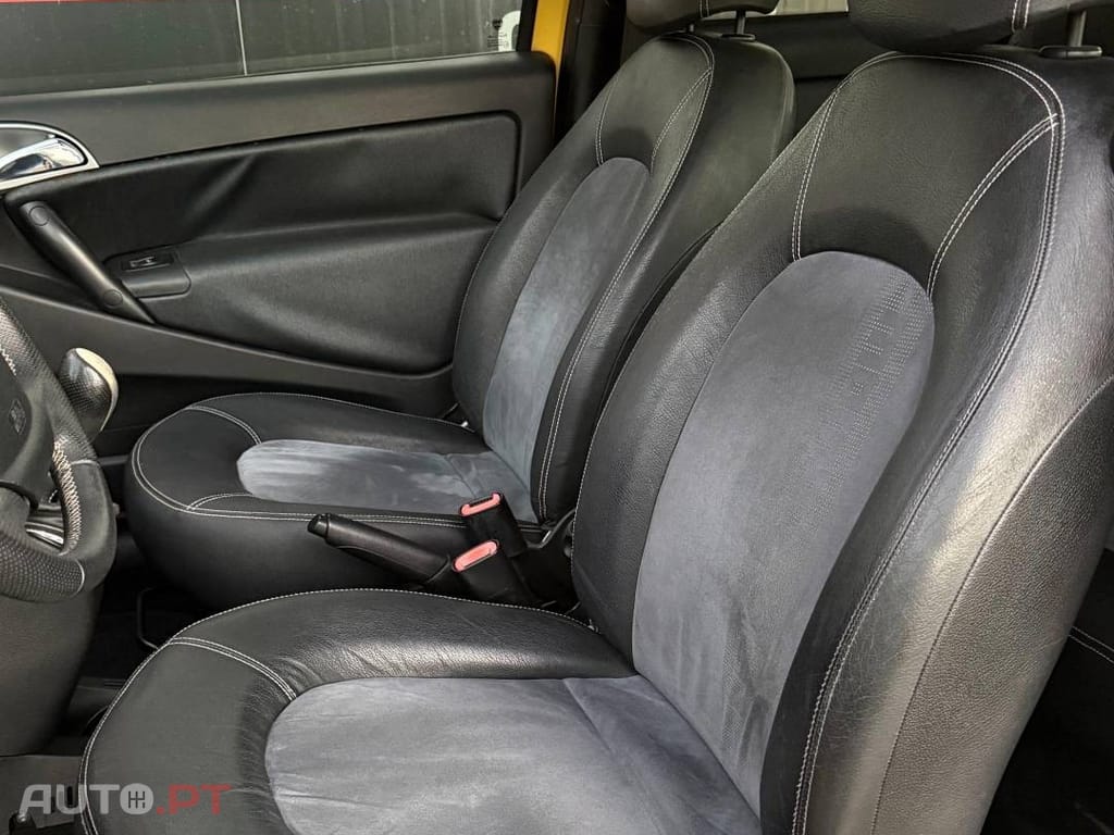 Lancia Ypsilon MOMO Desing