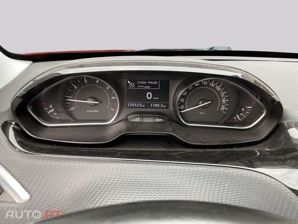 Peugeot 208 1.2 VTi Allure