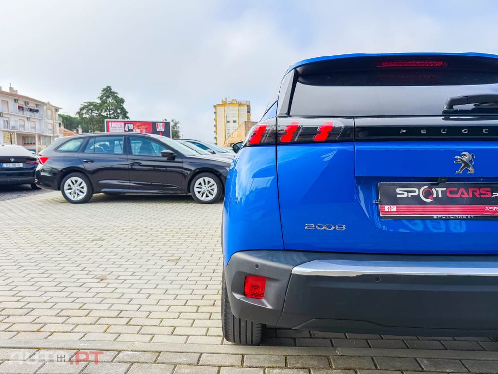 Peugeot 2008 1.2 PureTech Allure Pack