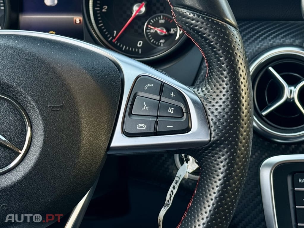 Mercedes-Benz A 180 d AMG Line