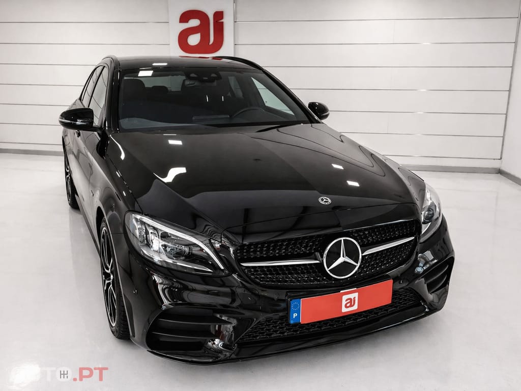 Mercedes-Benz C 220 d Station 9G-TRONIC Night Edition — fotografia 2