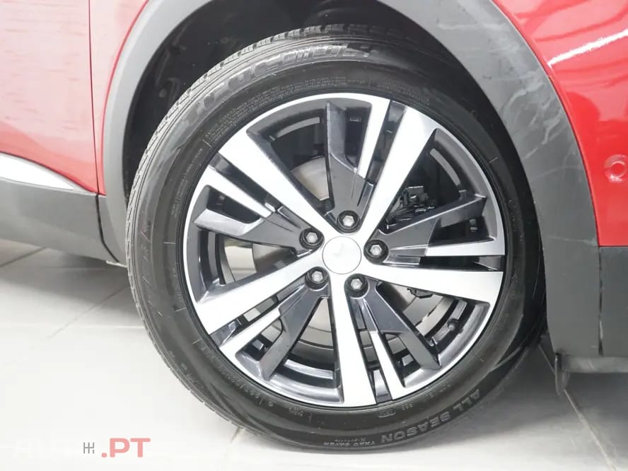 Peugeot 3008 1.2 PureTech Allure EAT8
