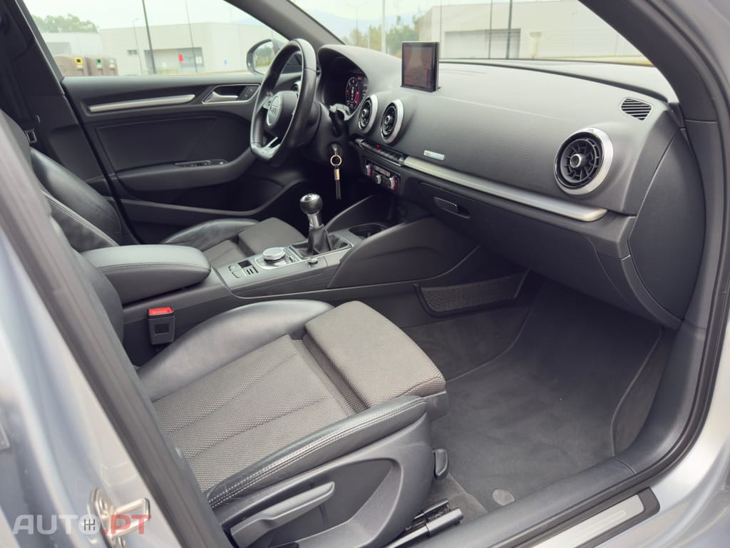 Audi A3 1.6 TDI S-line