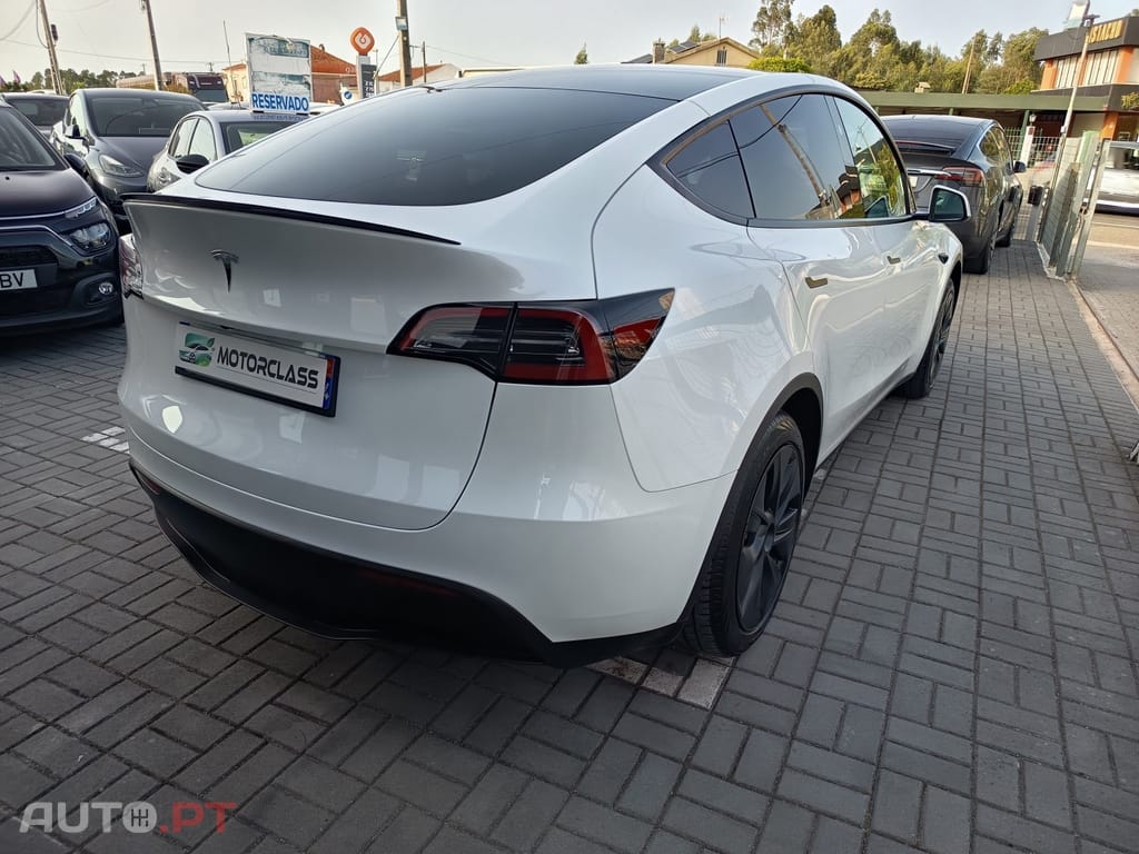 Tesla Model Y Tração Traseira