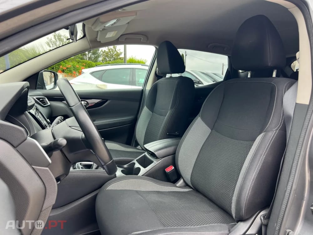 Nissan Qashqai 1.5 dCi Acenta Connect