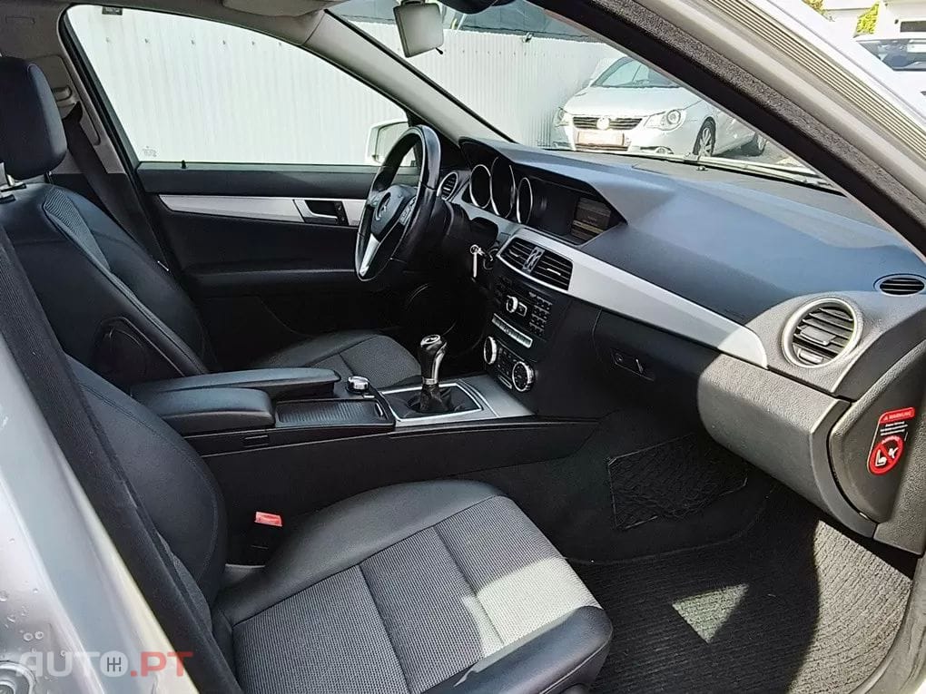 Mercedes-Benz C 200 CDi Avantgarde BlueEfficiency