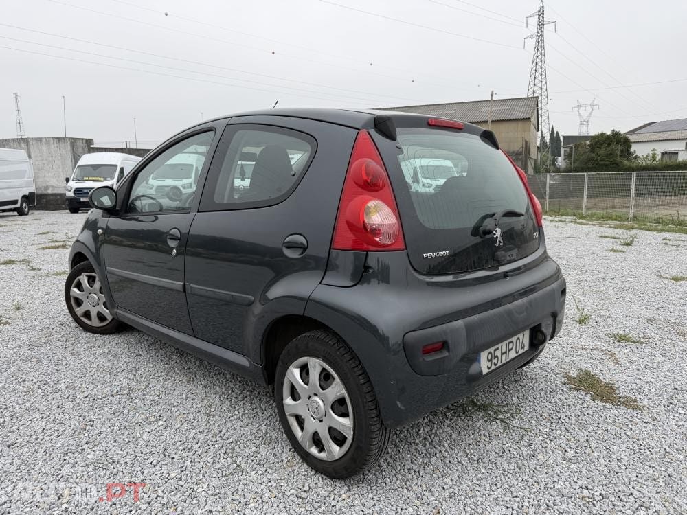Peugeot 107 1.0 Sportium