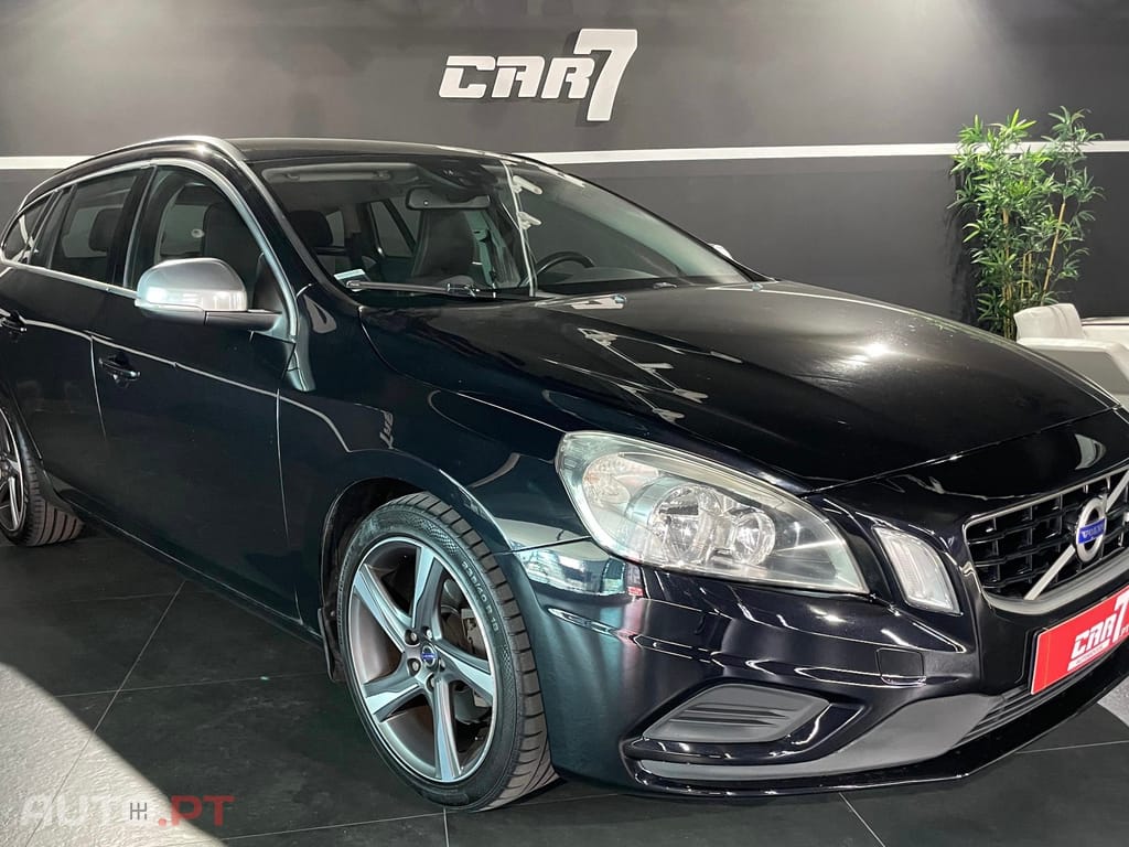 Volvo V60 2.0 D3 R-Design Start/Stop
