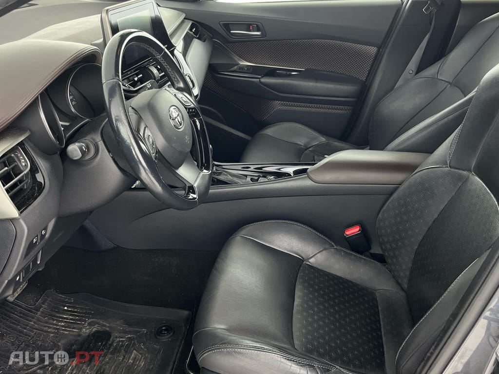 Toyota C-HR 1.8 HSD Exclusive