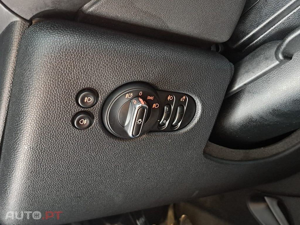 MINI Cooper One D