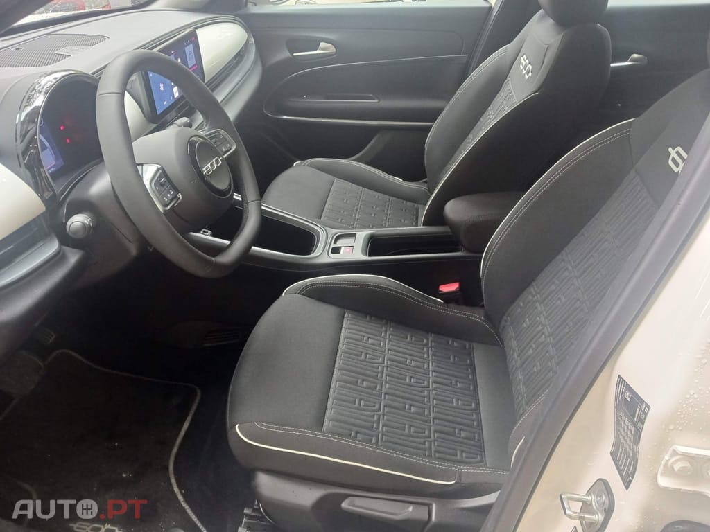 Fiat 600 1.2 Hybrid Icon