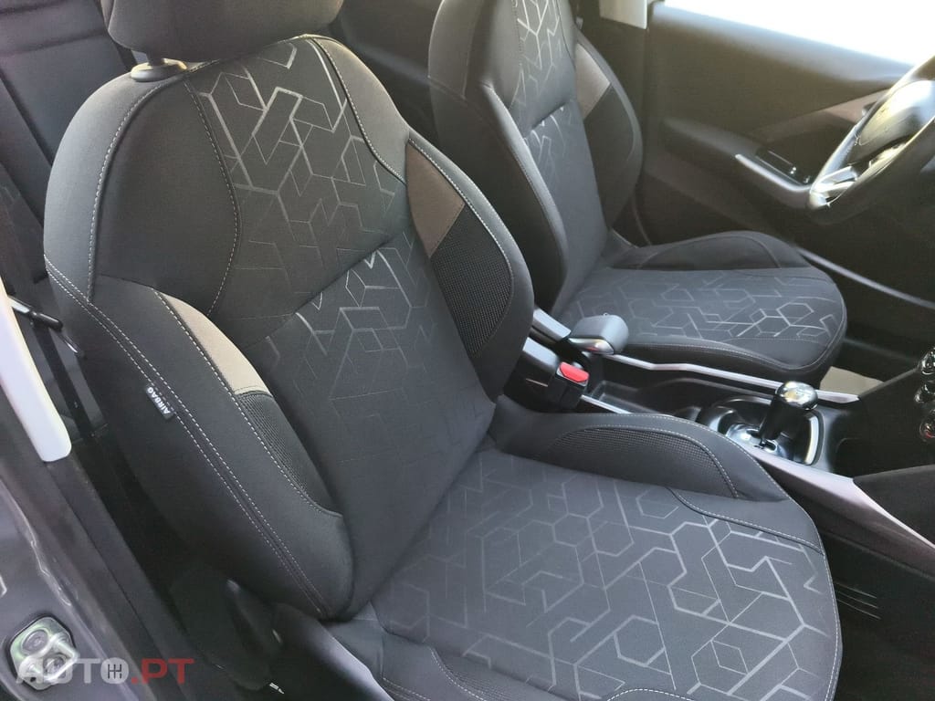 Peugeot 2008 1.6 e-HDi Allure 2-Tronic