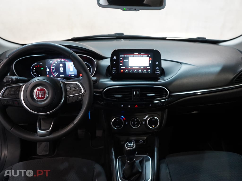 Fiat Tipo 1.3 M-Jet Lounge