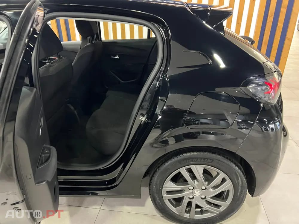 Peugeot 208 1.2 PureTech Active Pack
