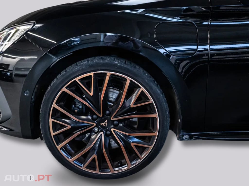 Cupra Leon VZ e-HYBRID I.V.A DEDUTÍVEL 