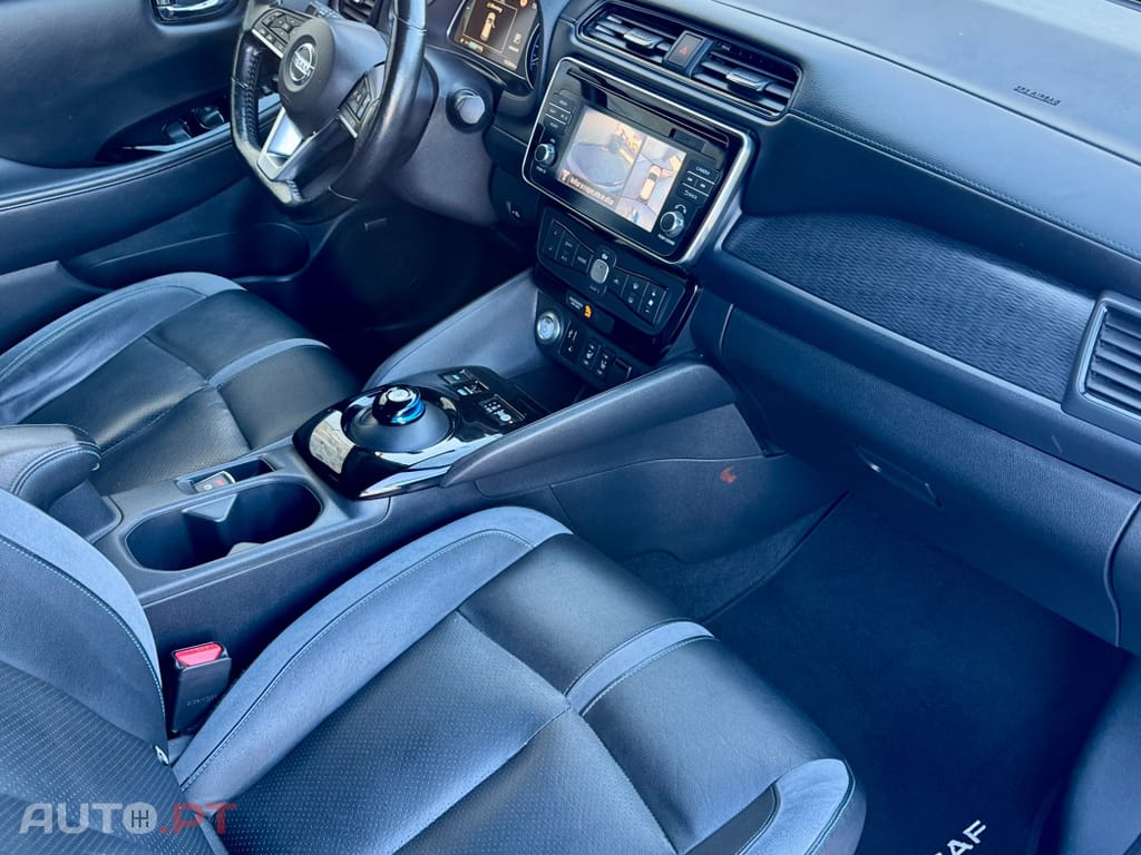 Nissan Leaf Tekna Two Tone+ProPilot Park