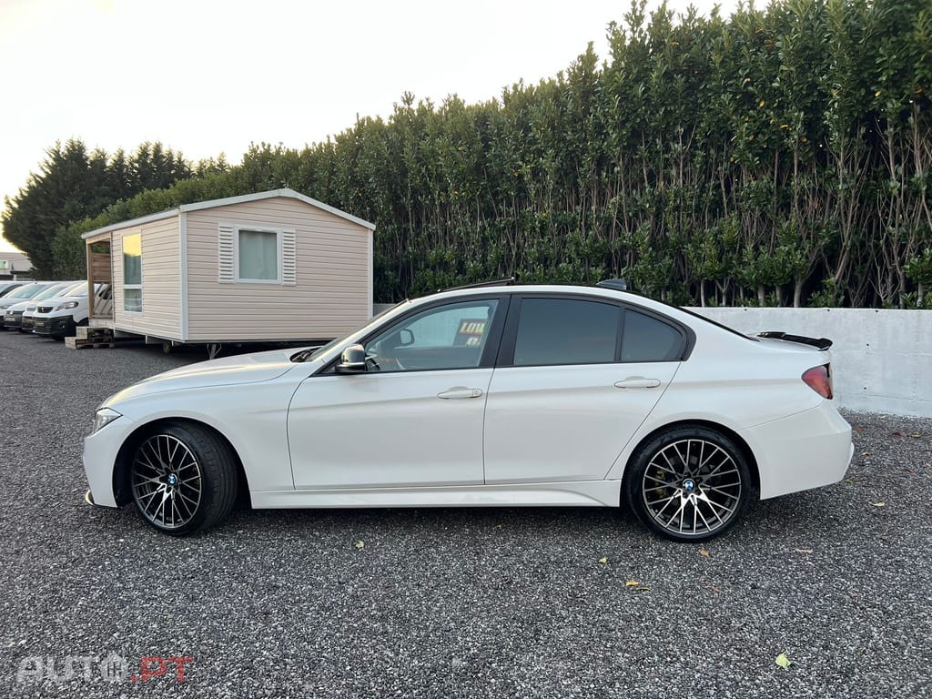 BMW 328 i Auto Line Sport