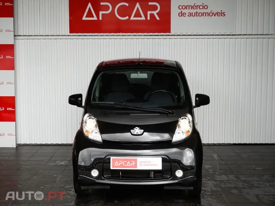 Peugeot iOn Active