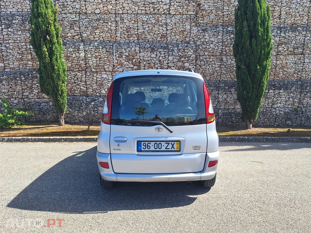 Toyota Yaris Verso 1.4 D-4D Sol