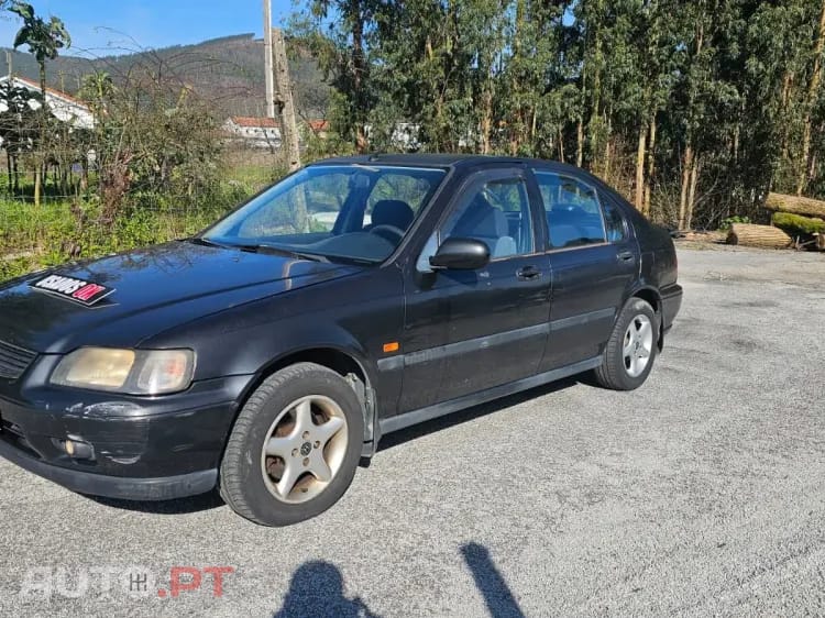 Honda Civic 1.4i Profile