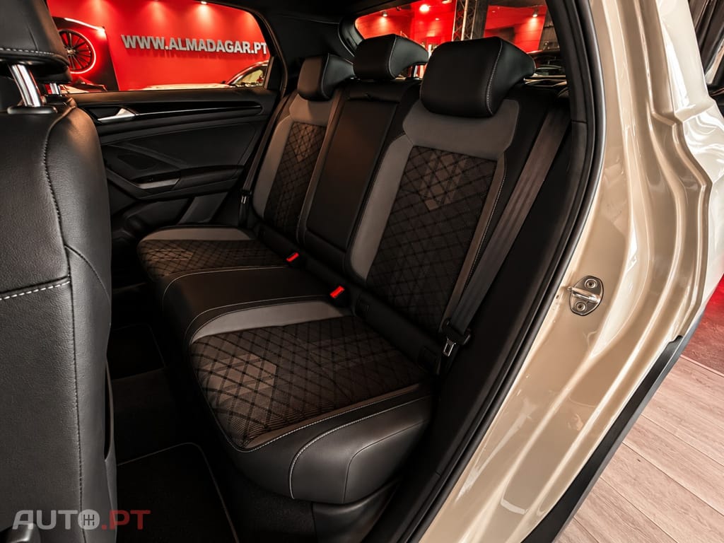 Volkswagen T-Roc 1.0 TSI OPF R-Line
