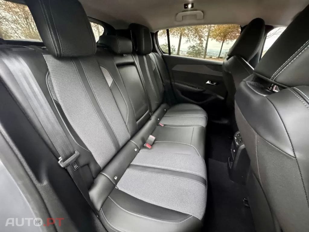 Peugeot 308 1.2 PureTech Allure Pack