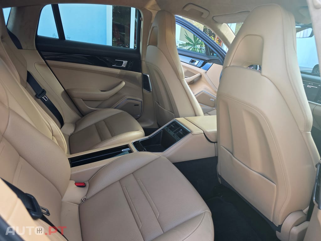 Porsche Panamera Turbo S e-hybrid Exclusive