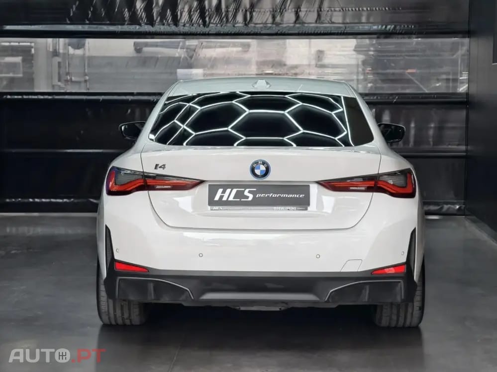 BMW i4 eDrive40