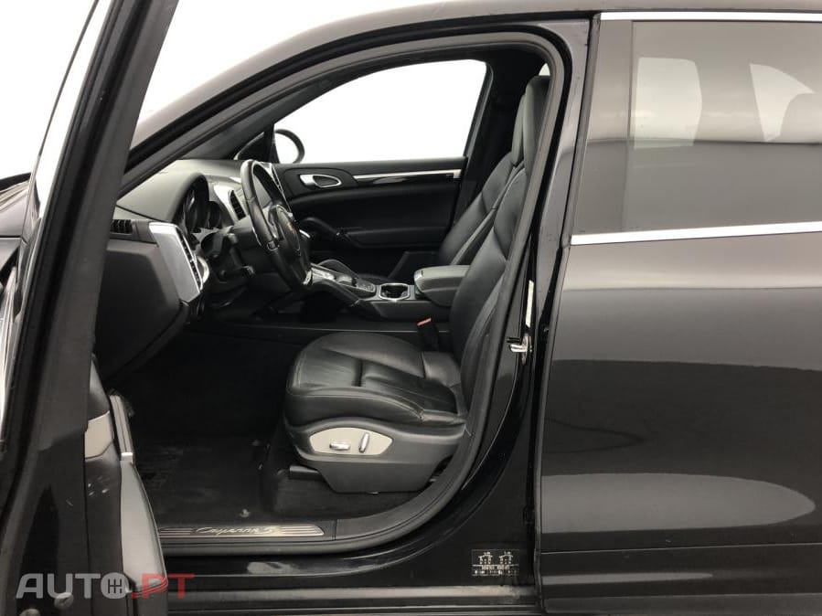 Porsche Cayenne S Hybrid