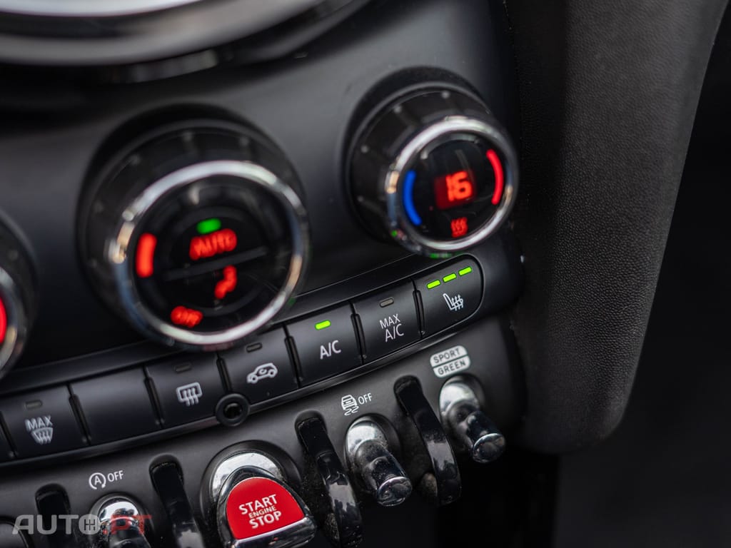 MINI Cabrio Cooper Premium Extra JCW Auto