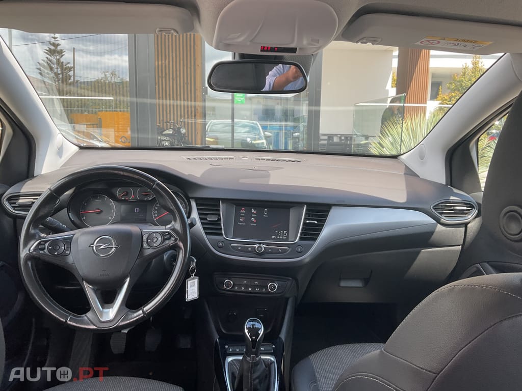 Opel Crossland X 1.2 Business Edition
