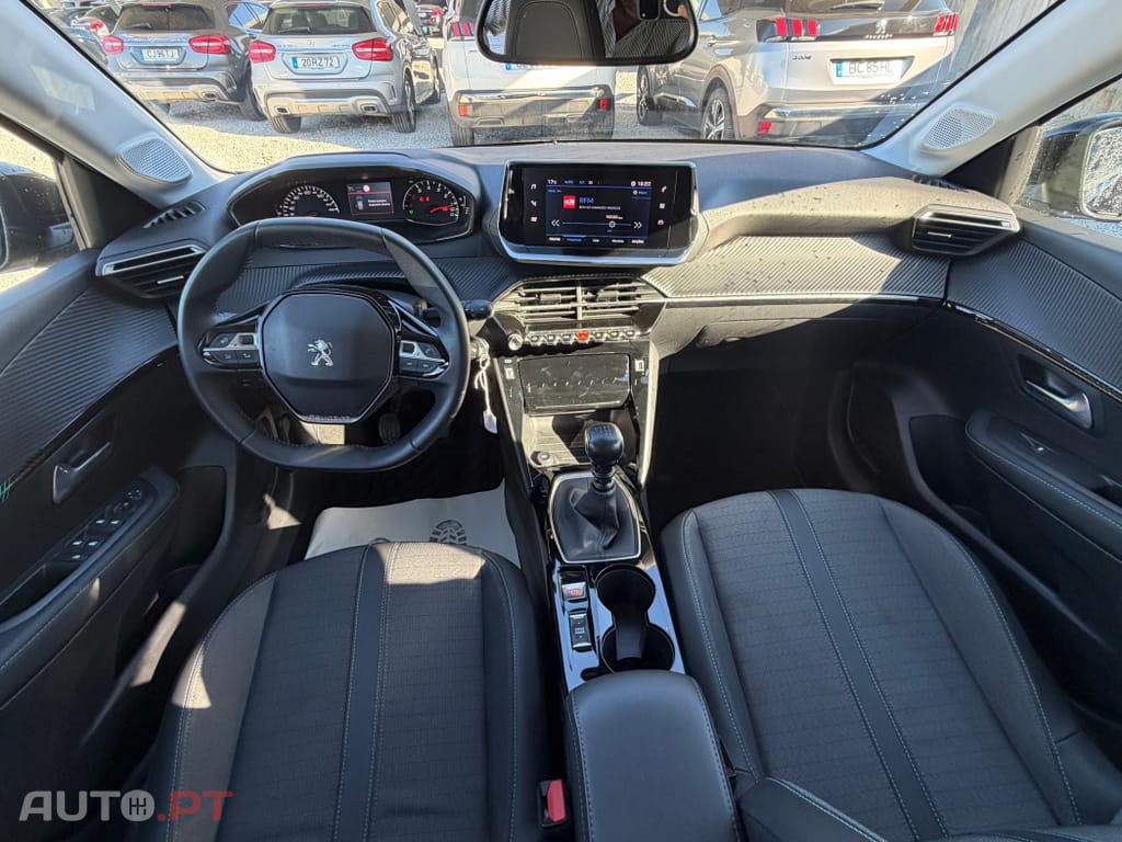 Peugeot 208 PureTech 100 Allure