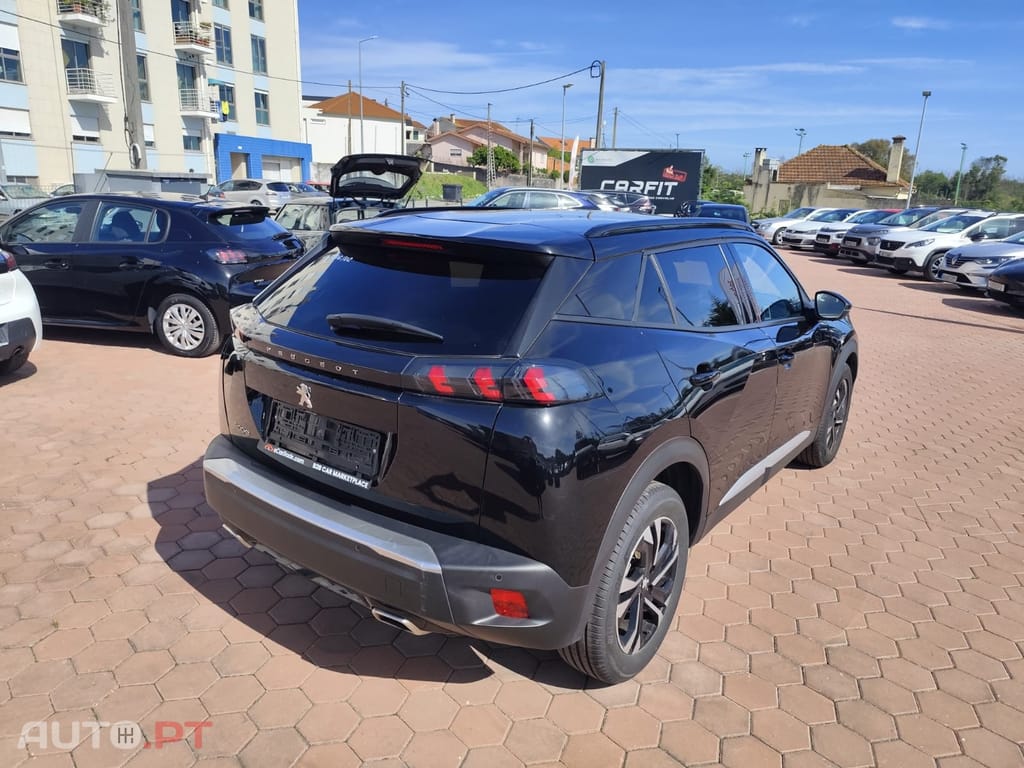 Peugeot 2008 1.2 PureTech Allure EAT8