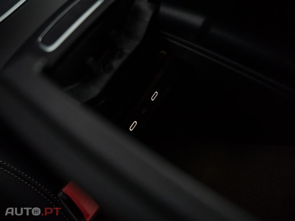 Mercedes-Benz A 250 e