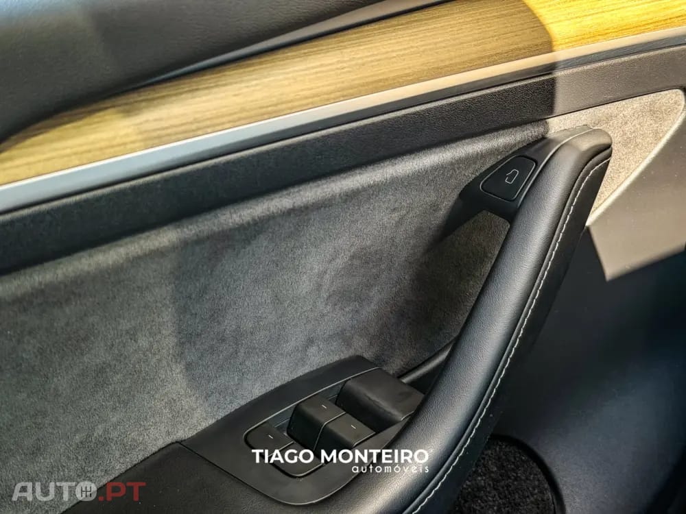 Tesla Model Y Tração Traseira