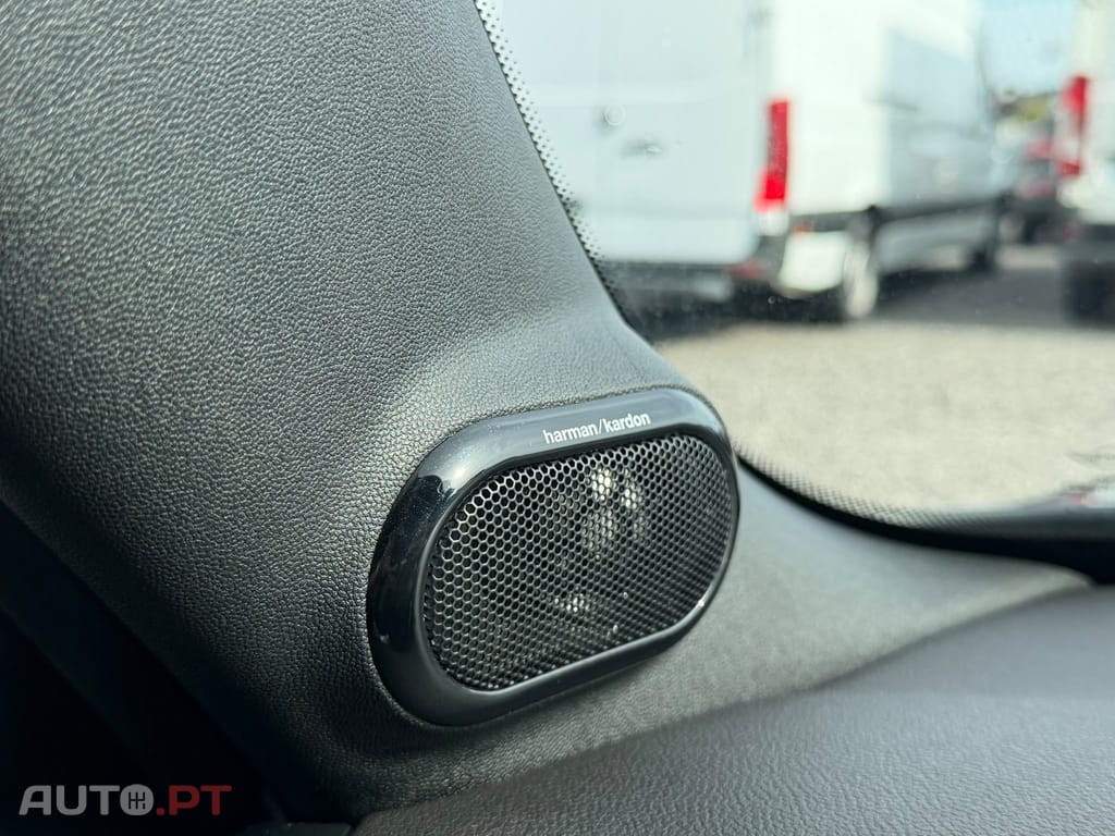 MINI Cabrio John Cooper Works