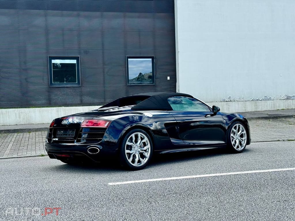 Audi R8 5.2 FSi V10 quattro R tronic
