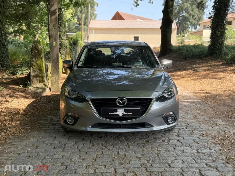 Mazda 3 1.5 Sky-D Excellence Pack Leather Navi