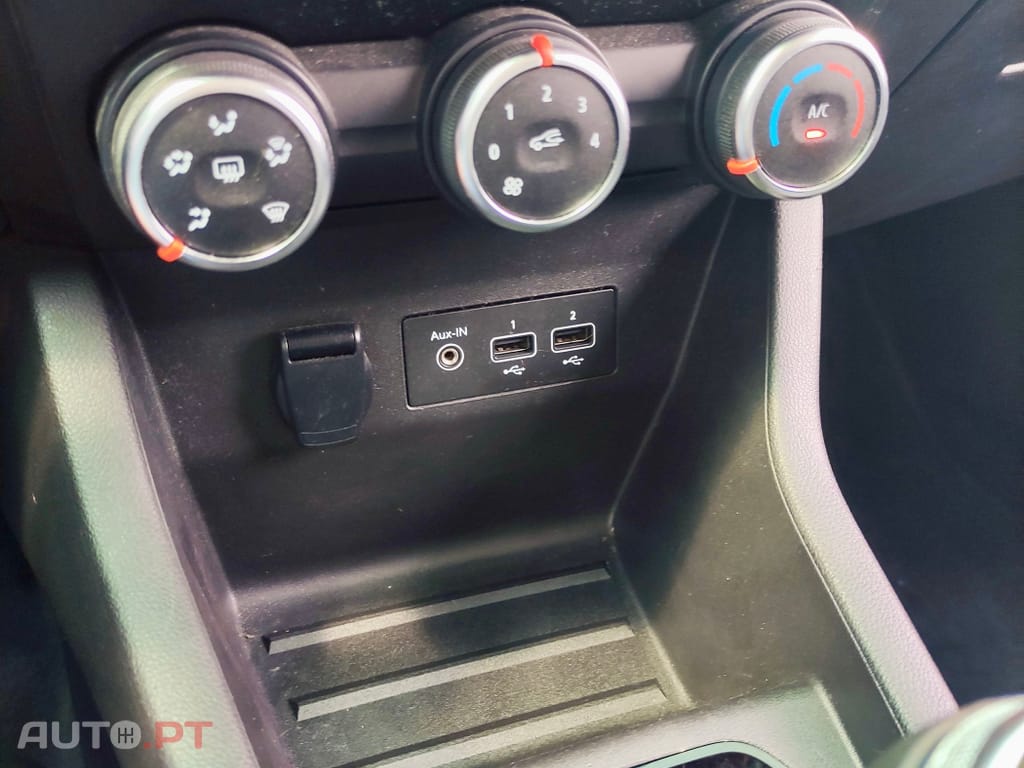Renault Clio 1.0 TCe Limited Bi-Fuel