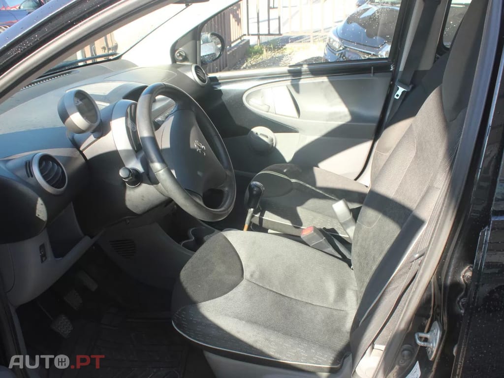 Peugeot 107 1.0 Black&Silver