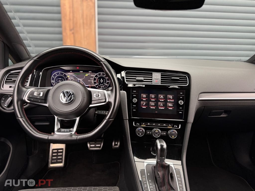 Volkswagen Golf 2.0 TSI GTI DSG Performance