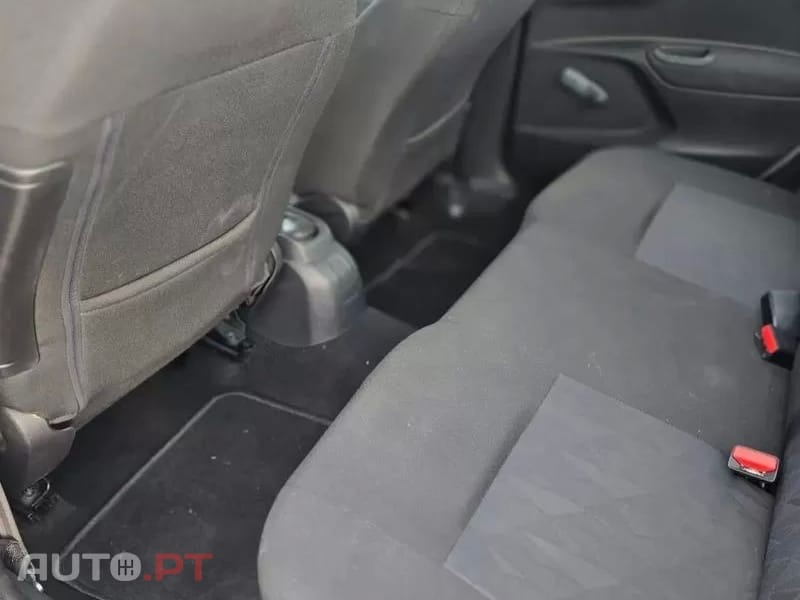 Citroen C-Elysée 1.2 VTi Seduction