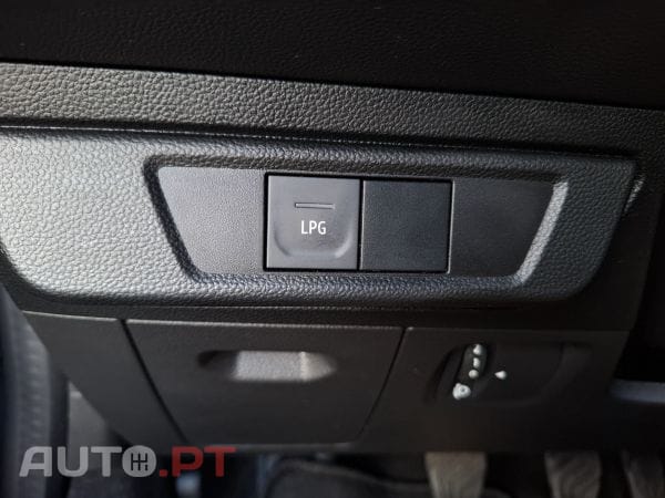 Dacia Jogger ECO-G 100 Bi-Fuel Extreme+ 7 lugares