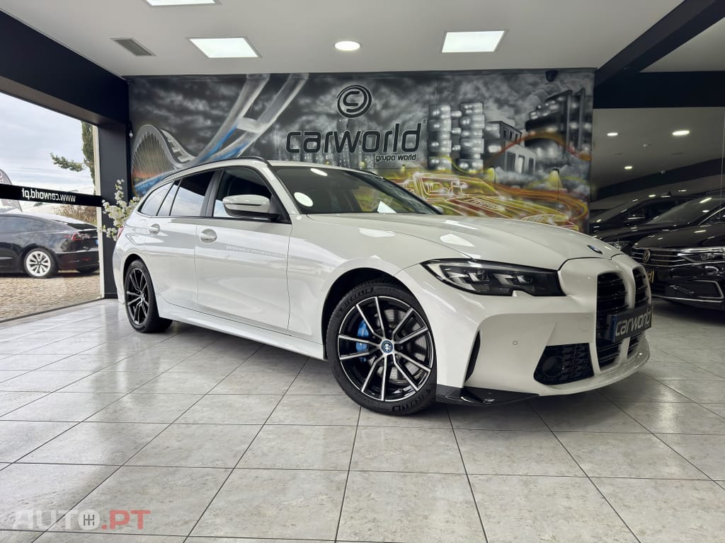 BMW 330 e Touring Corporate Edition Auto