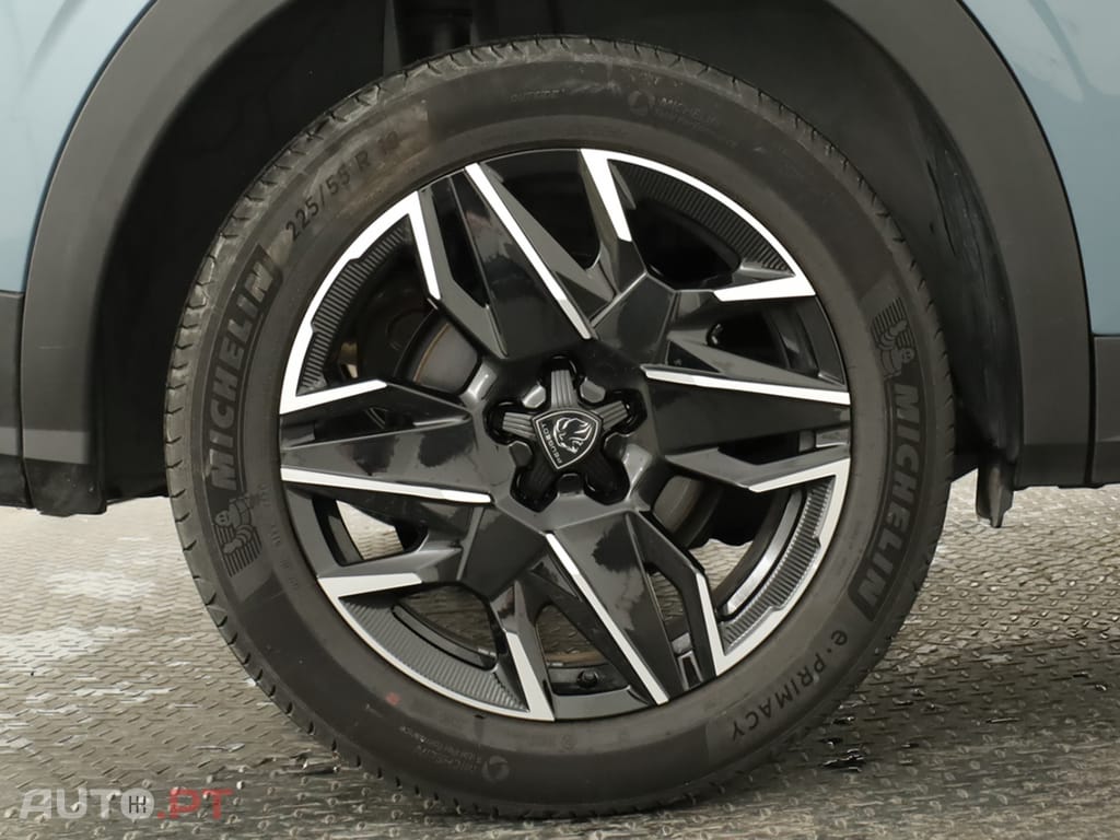 Peugeot 3008 3008 1.2 Hybrid Allure e-DCS6