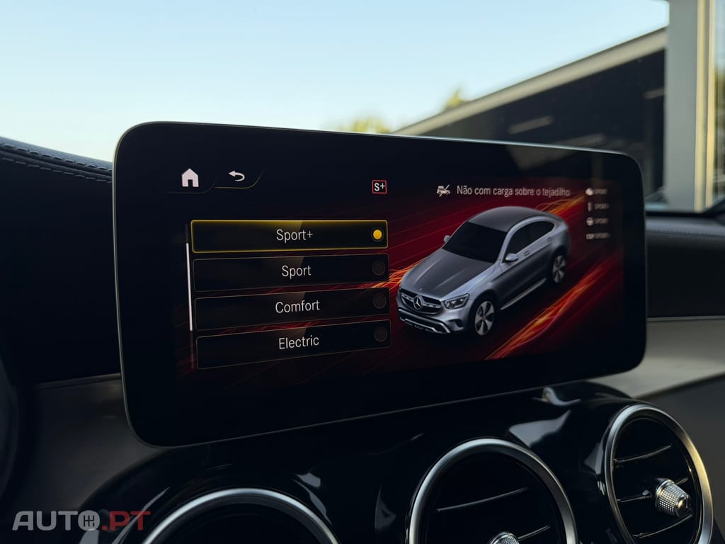 Mercedes-Benz GLC 300 e Coupé 4Matic