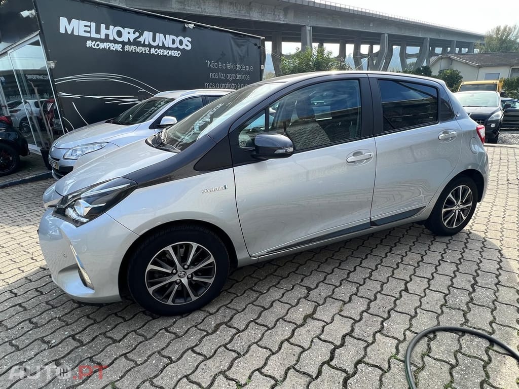 Toyota Yaris 1.5 HSD 20 Anos