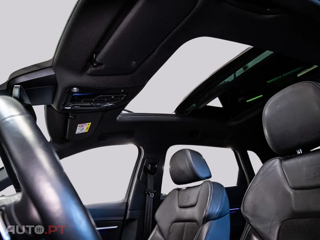 Audi E-Tron I.V.A DEDUTÍVEL  50  S LINE