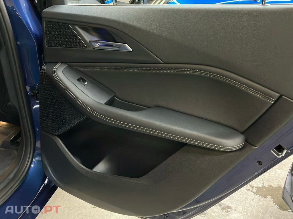 BMW 225 e xDrive Line Luxury