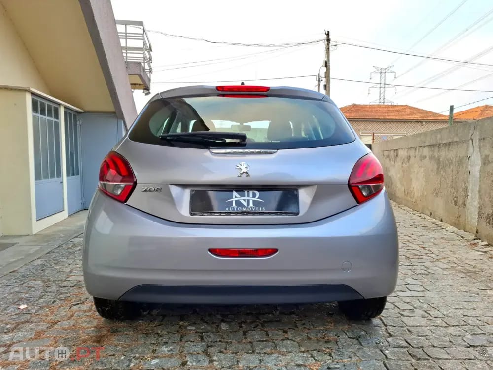 Peugeot 208 1.5 BlueHDi Active